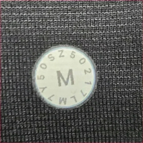 Lululemon T.H.E. Short 9" Linerless - Men's Medium - Athletic Activewear - Picture 3 of 4